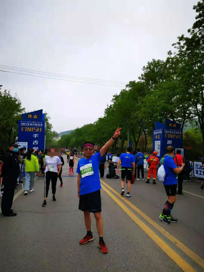 扬马拉松精神 展设计院风采