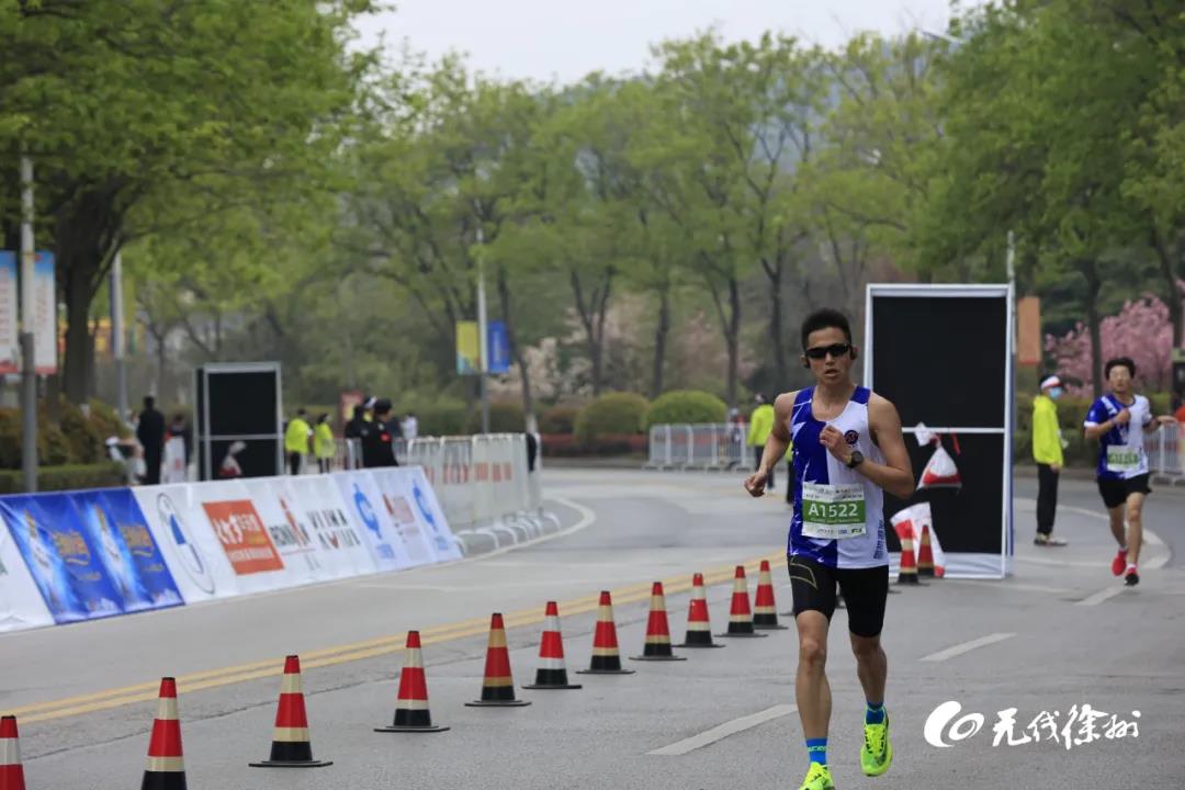 扬马拉松精神 展设计院风采